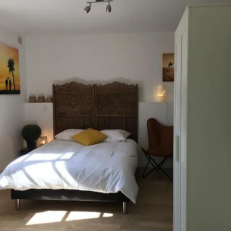 Le Sirocco Centre La Breche Wifi Linge De Pressing * Niort